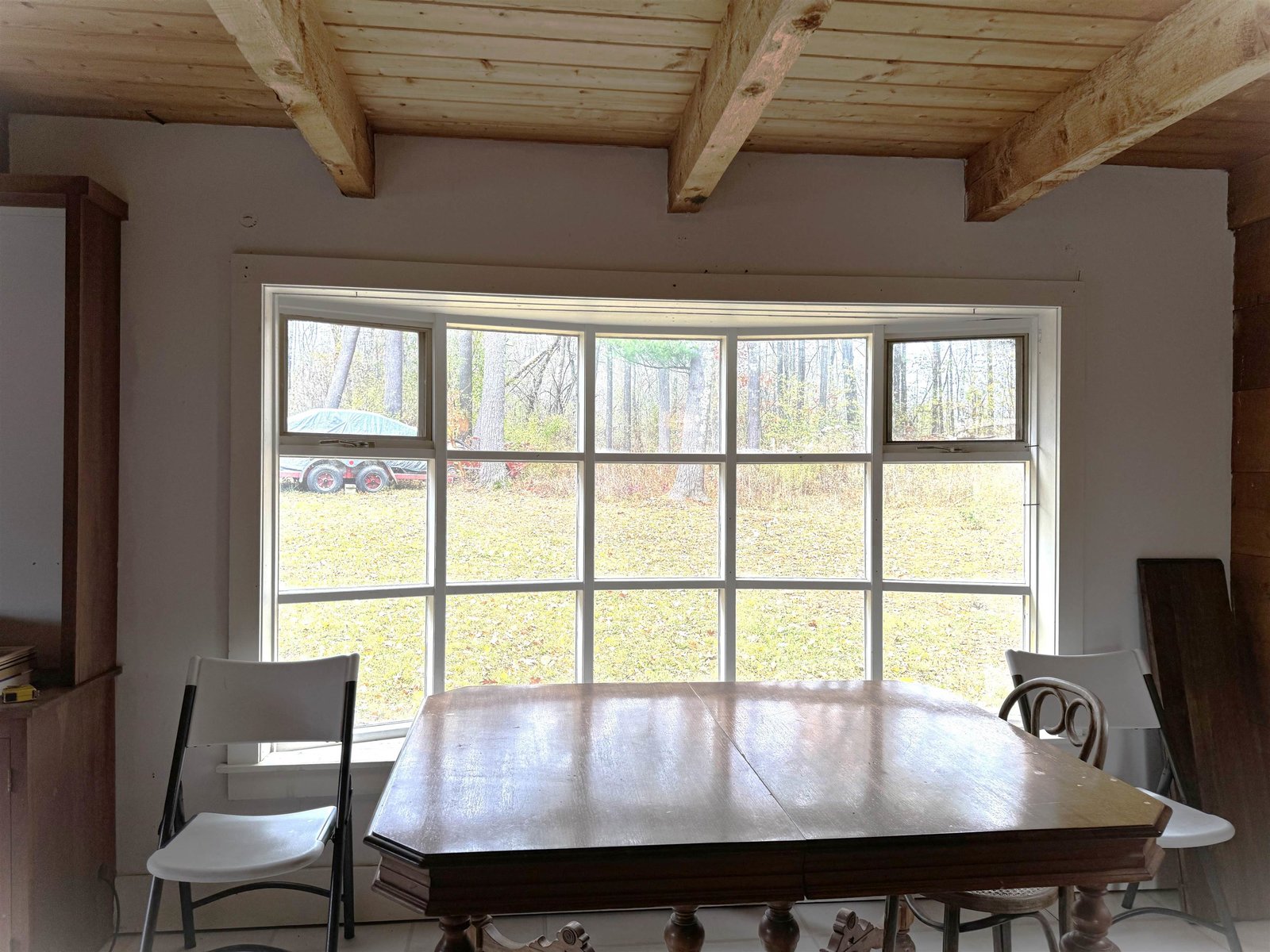 436 A Middle Road