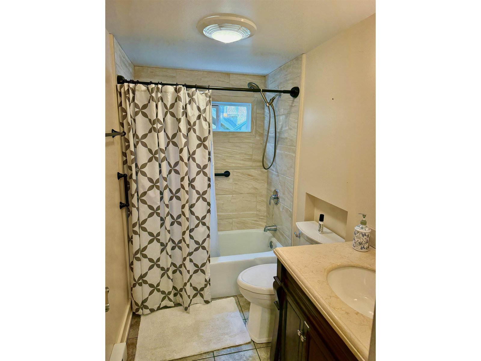 436 Mountain View Loop