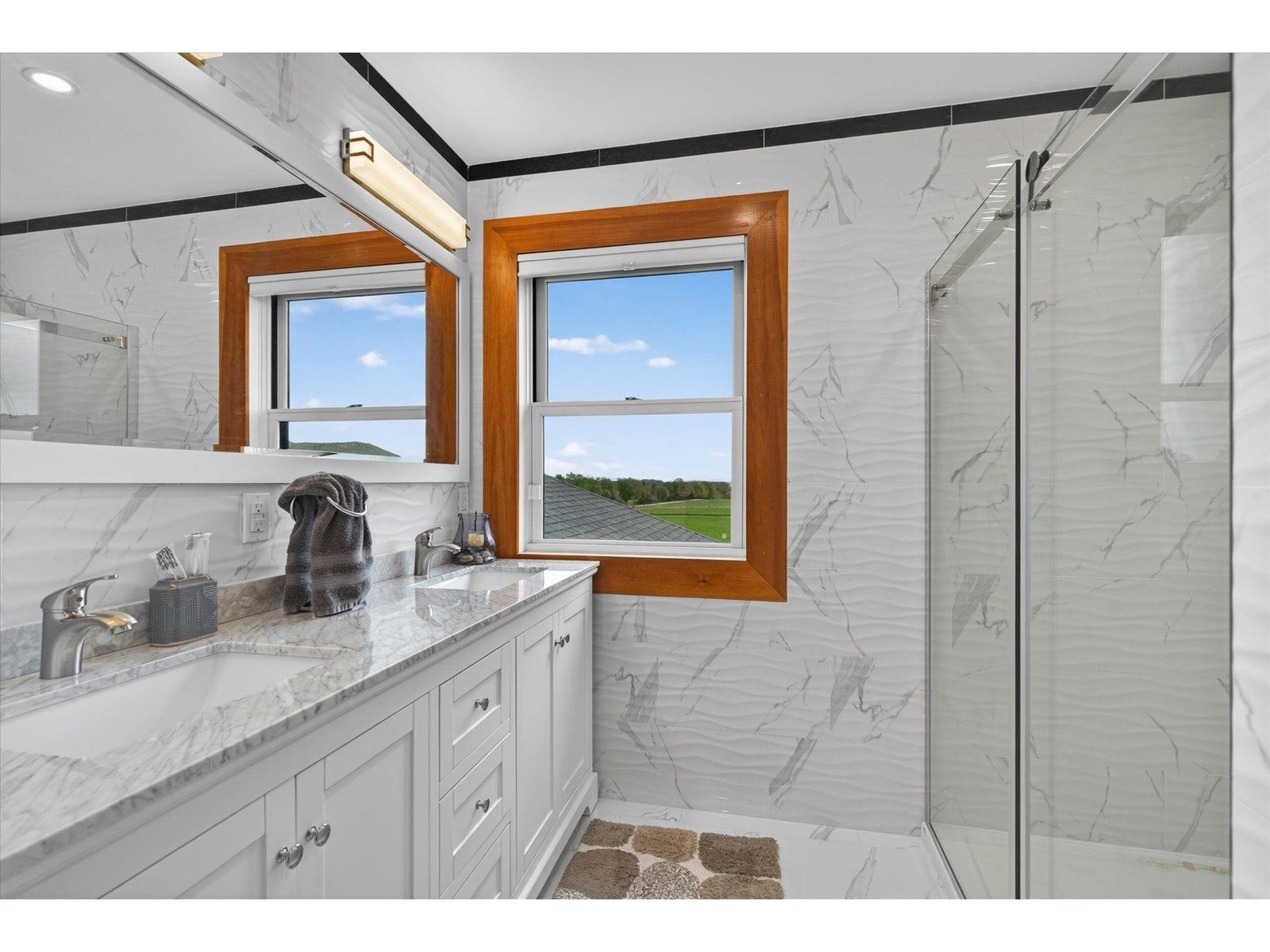 Upstairs Bath with Walk In Shower