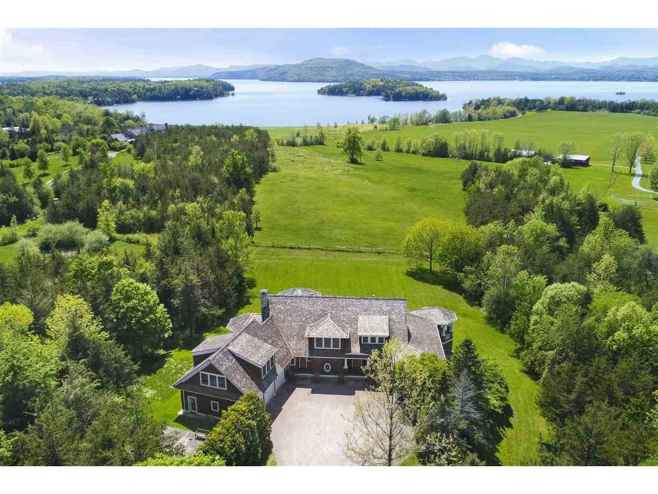4368 Lake Road