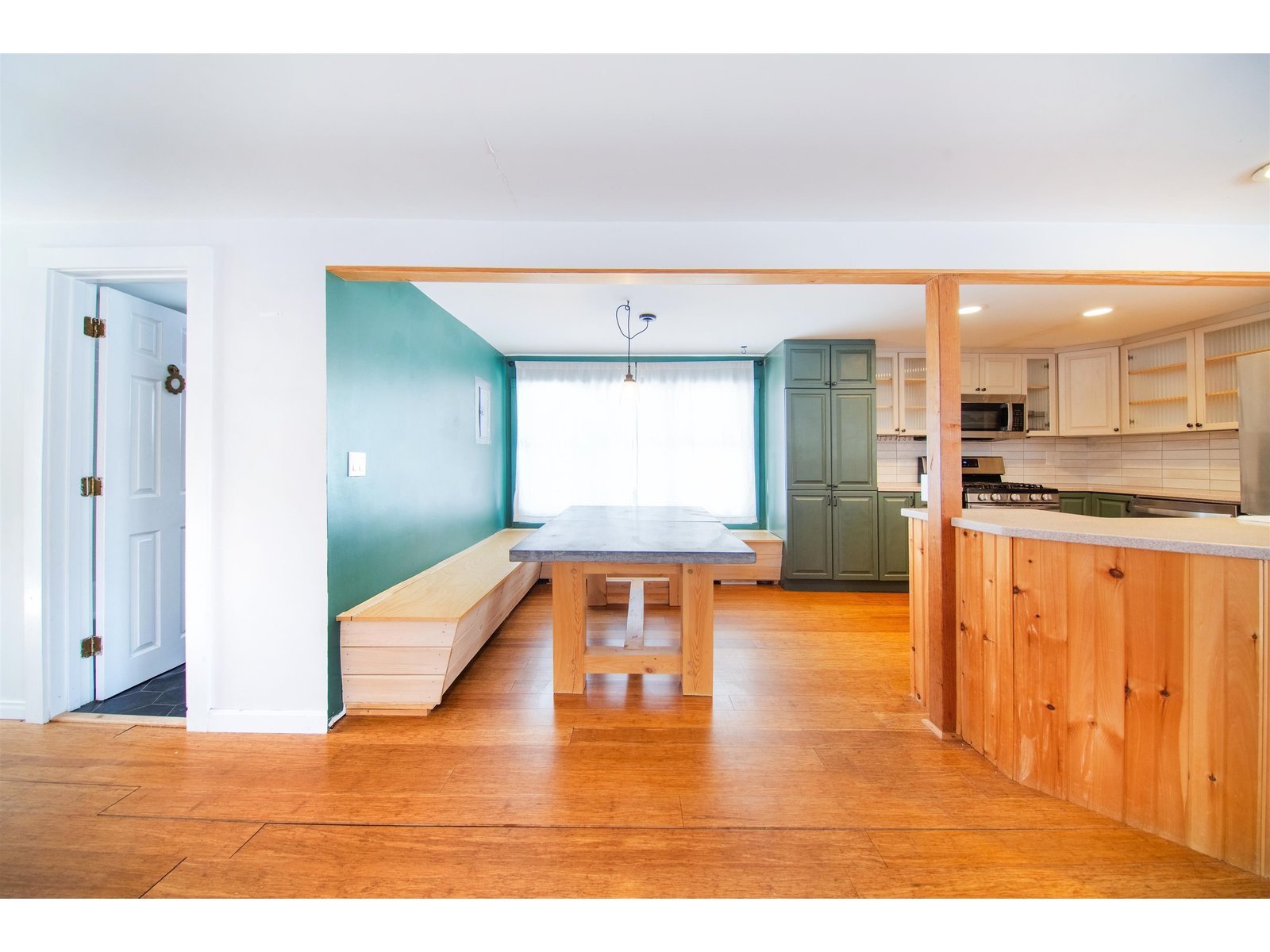 438 Marshall Road