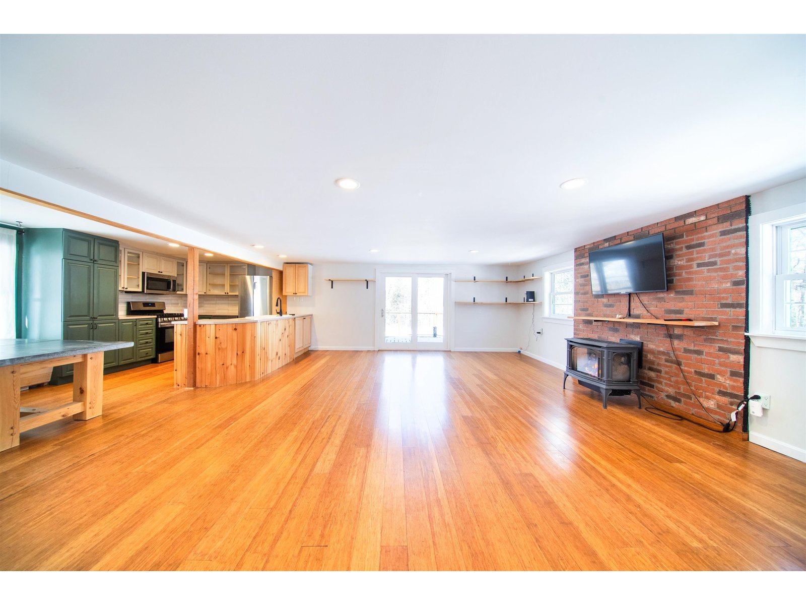438 Marshall Road