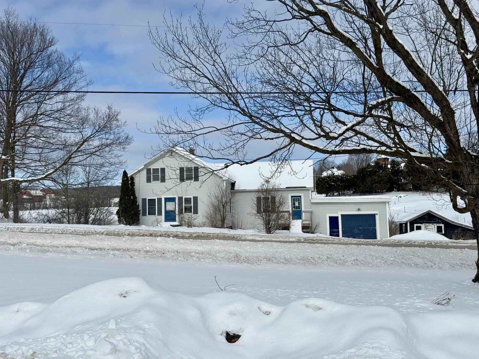 4389 Route 36