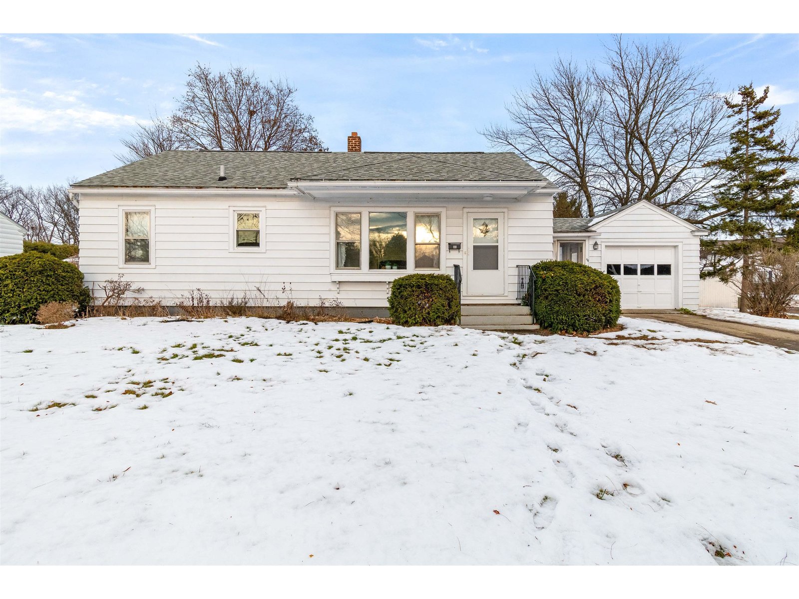 44 Edgemoor Drive