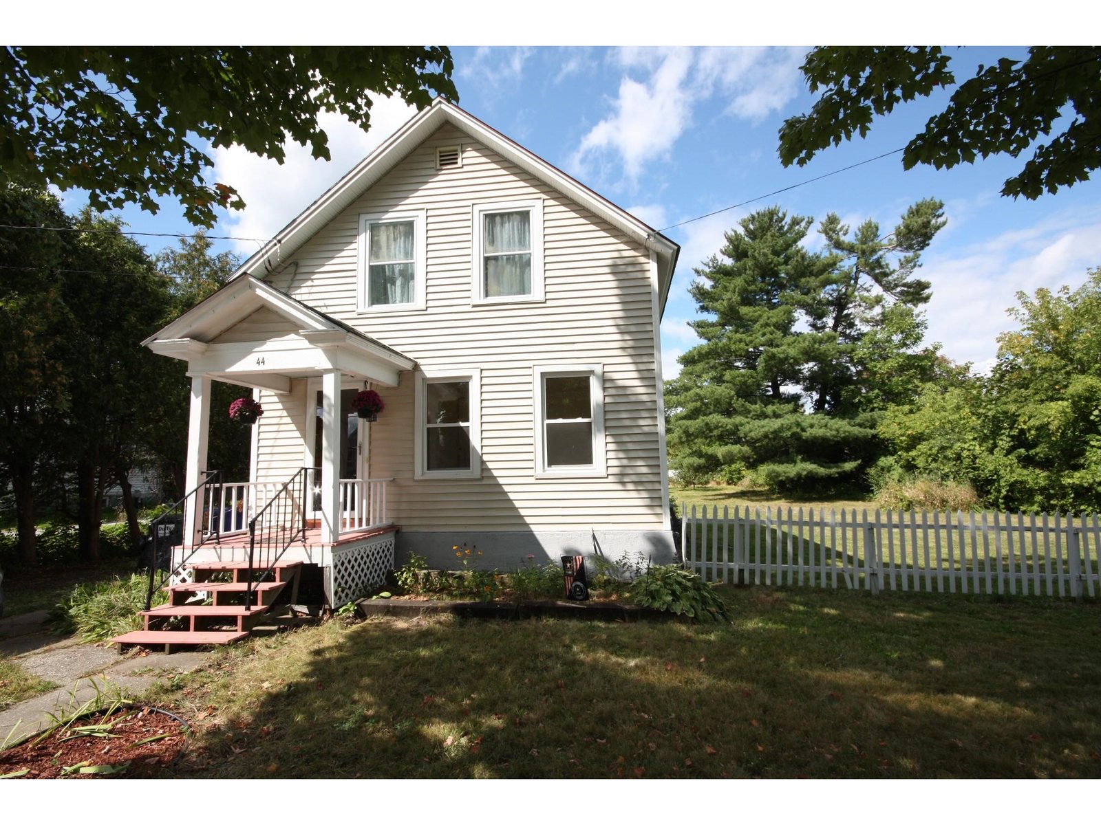 44 Edward Street