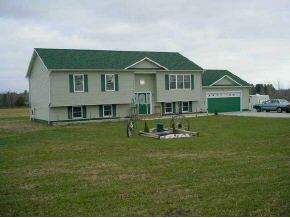 44 Greenwoods Rd
