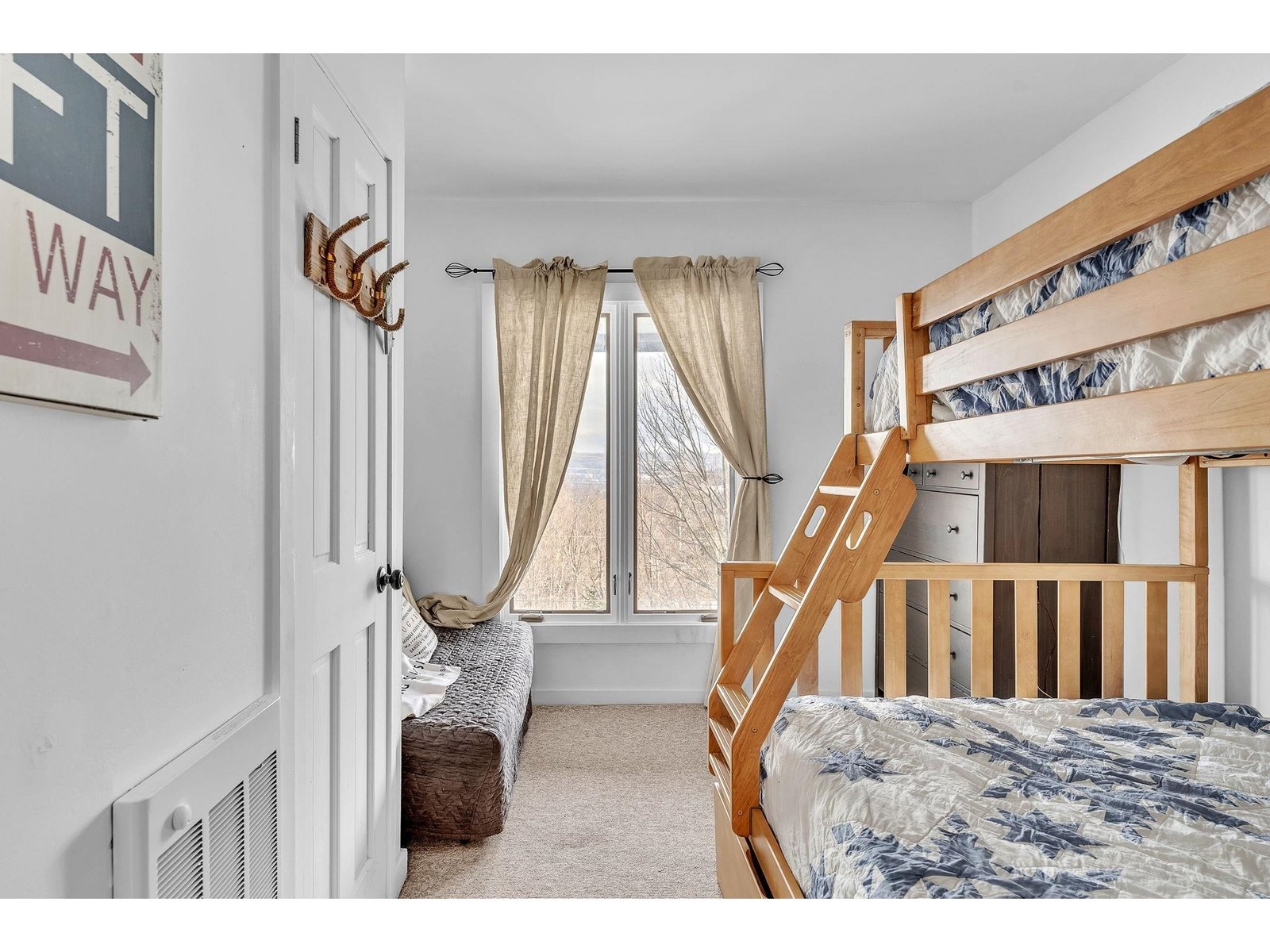 44 Middle Earth Road, Unit 29