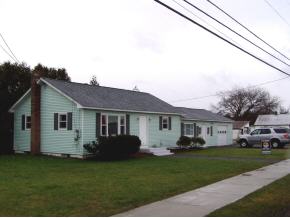 44 Middle Rd