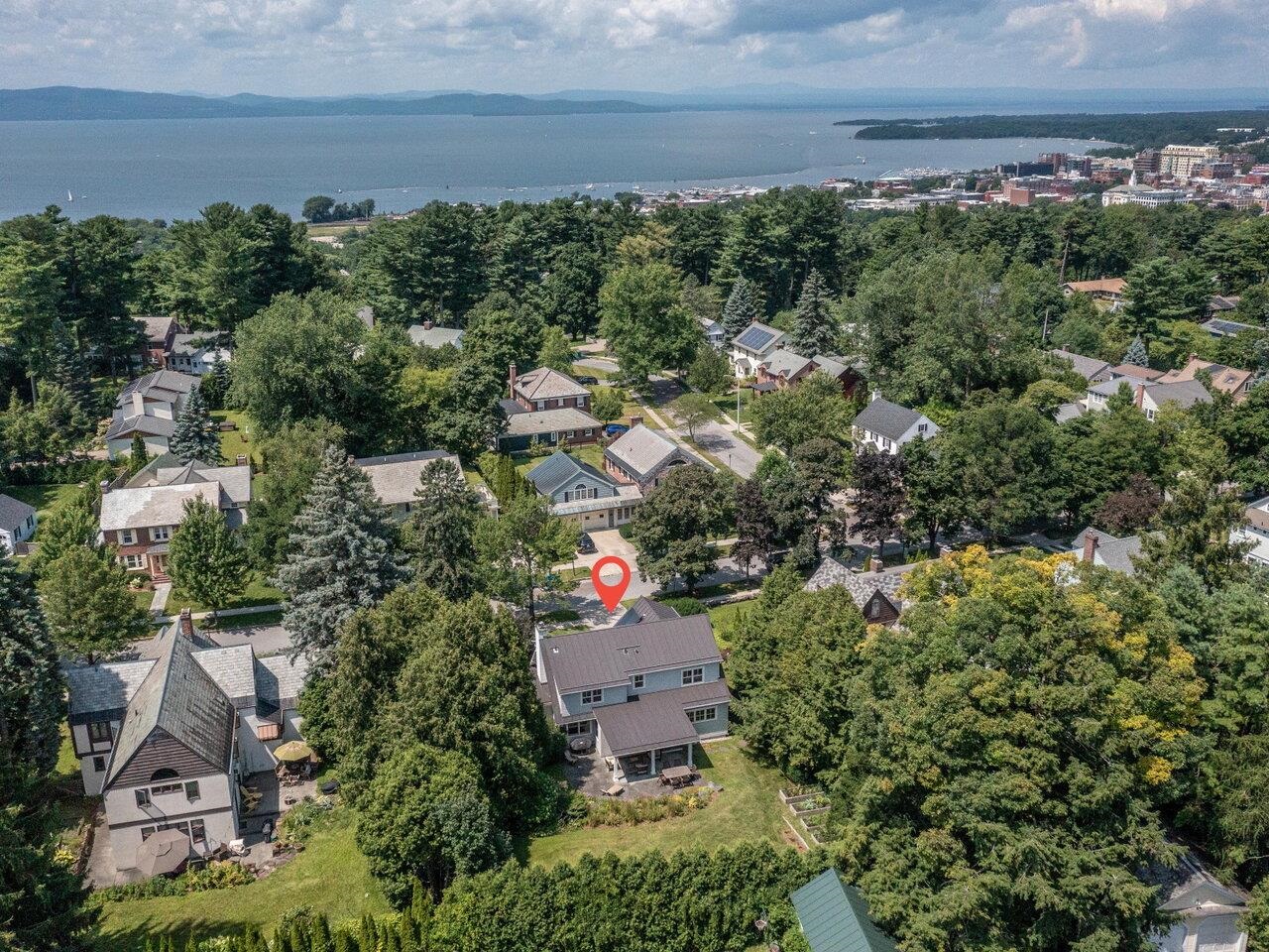 44 Overlake Park