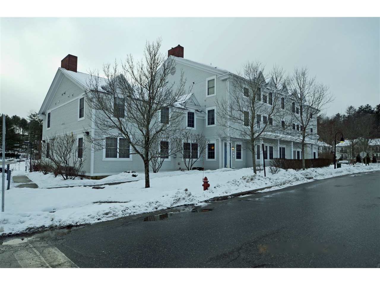 44 Park Place, Unit 204