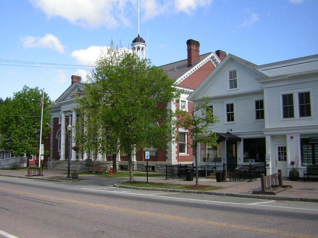 44 Park Place, Unit 205