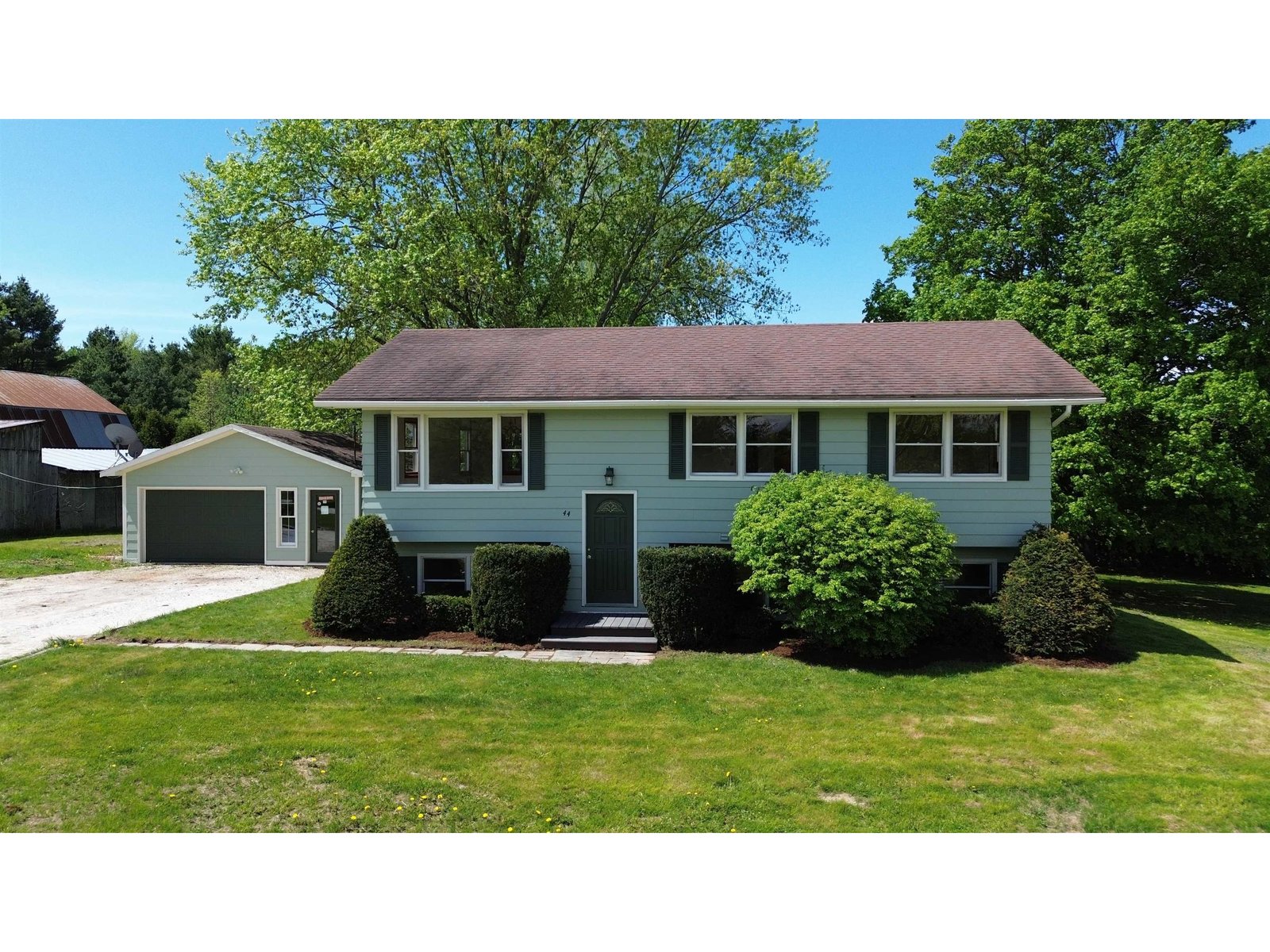 44 Turquoise Road