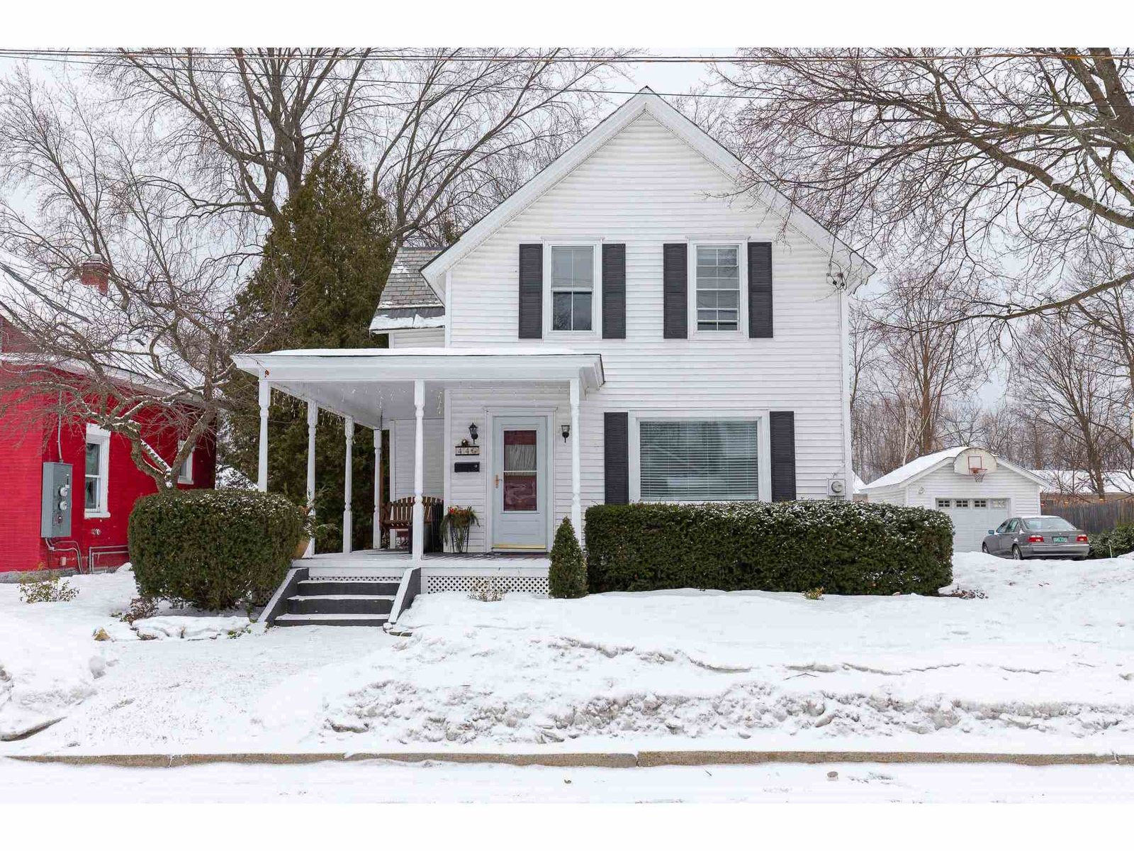 44 West Street