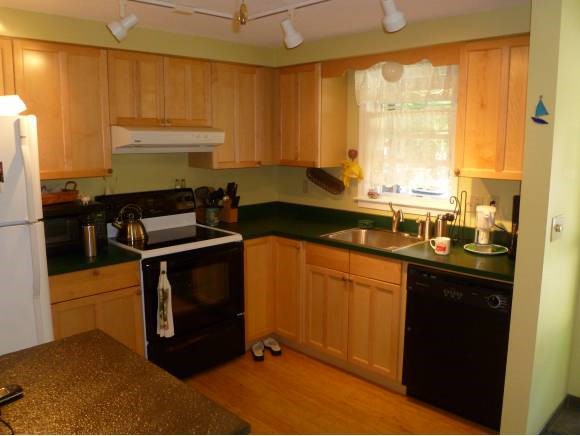 44 Whispering Pines, Unit 3