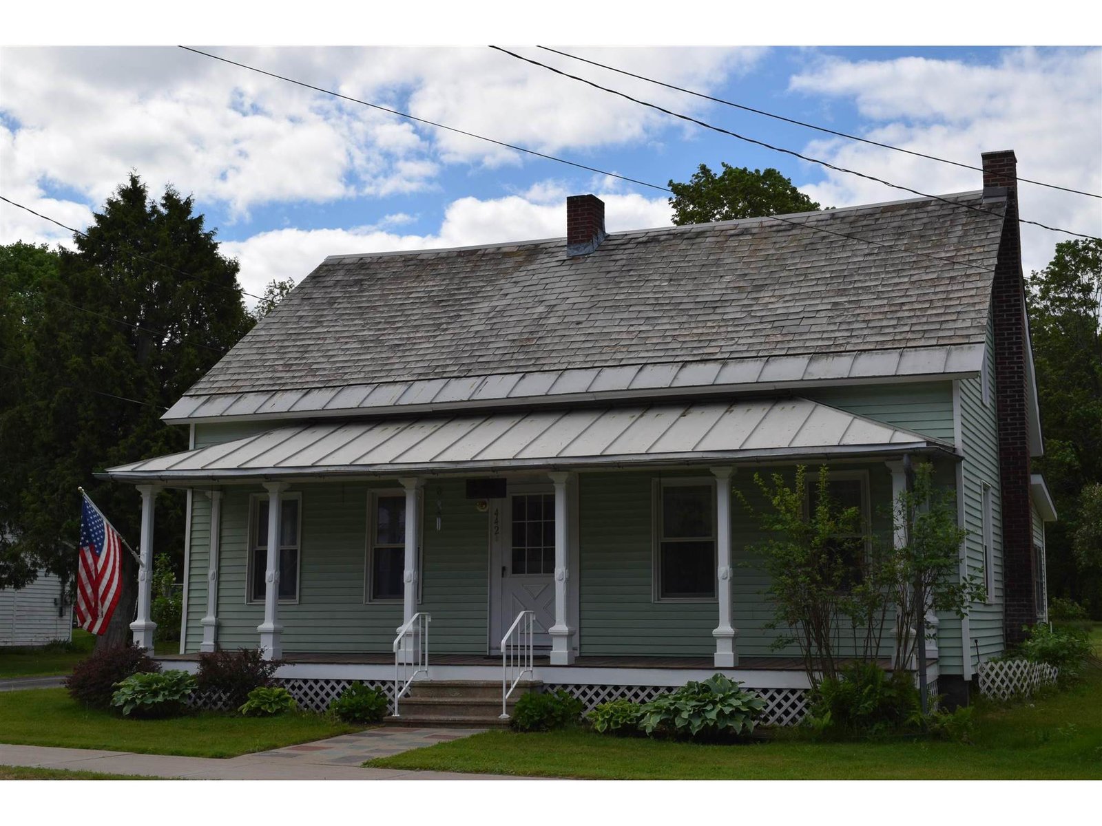 442 East Main Street