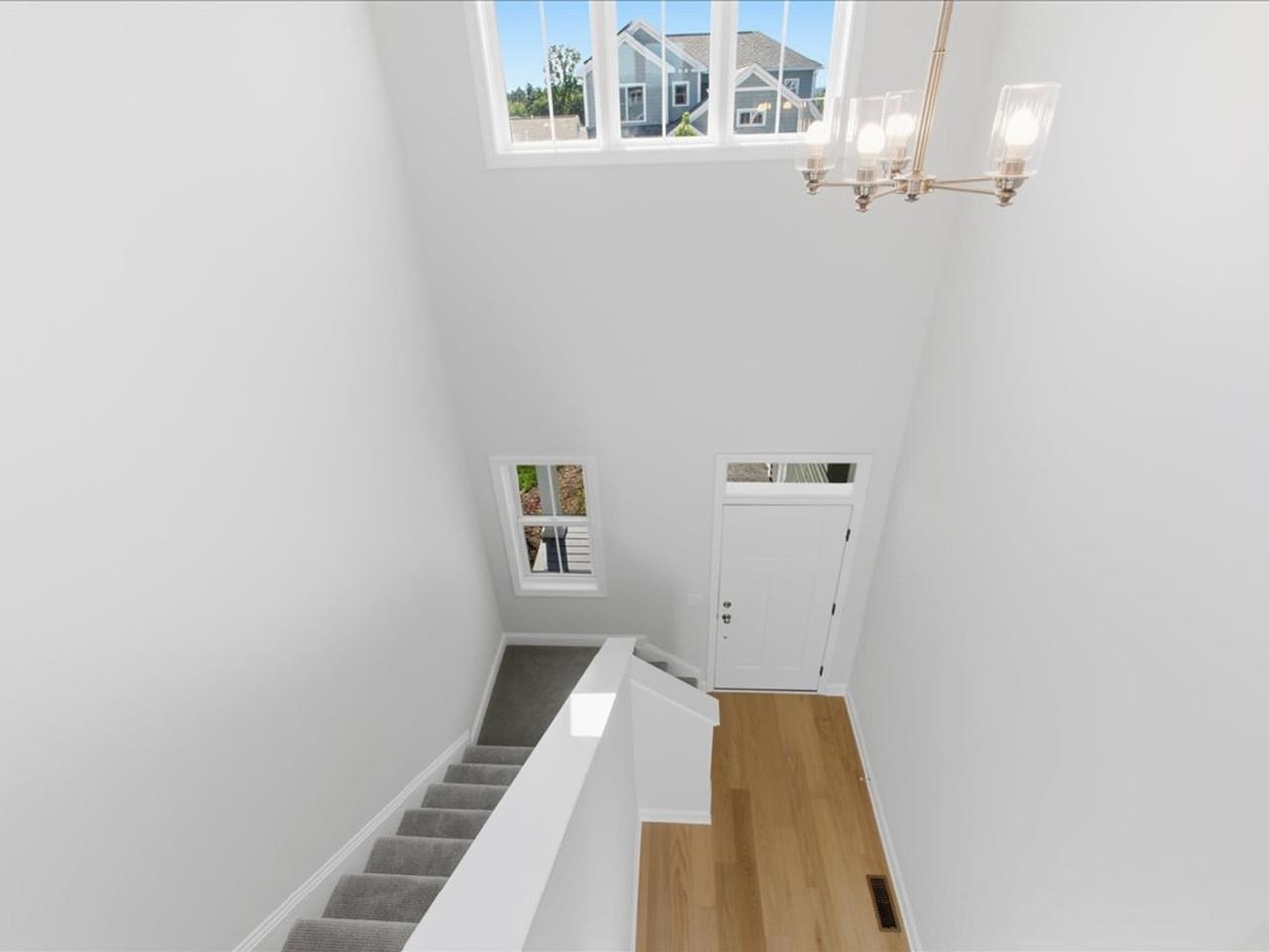 2-Story Foyer