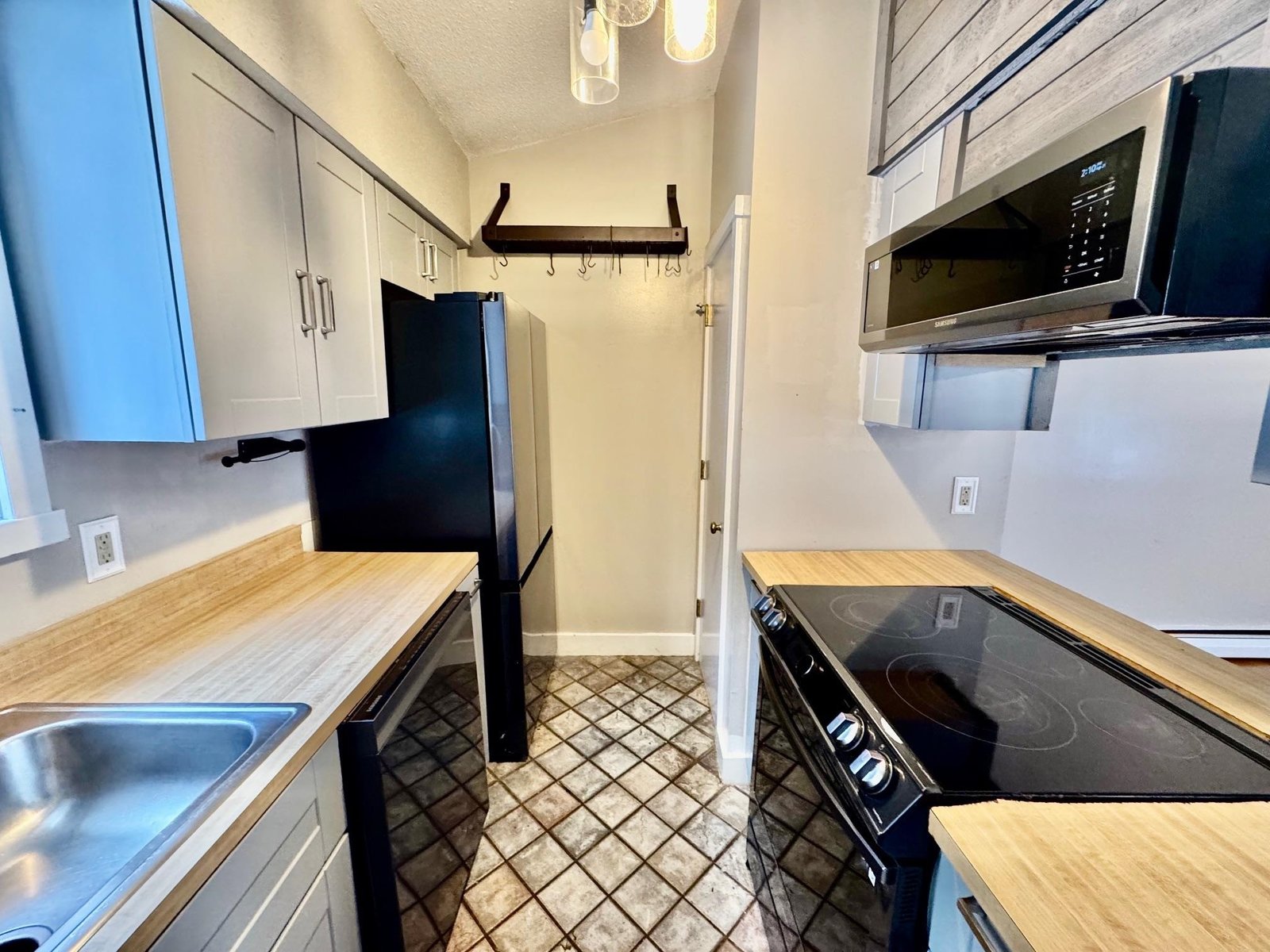 445 Old Quechee Road, Unit 10C
