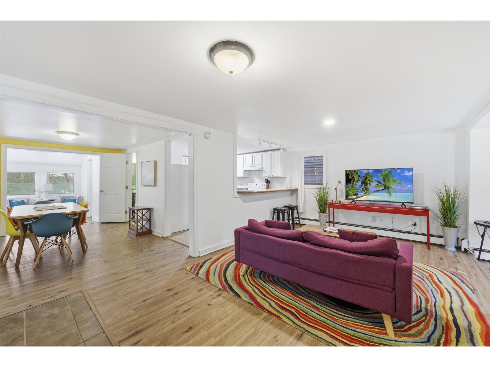 446 Colchester Avenue