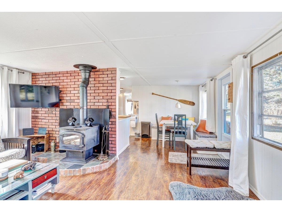 446 North Shore Road