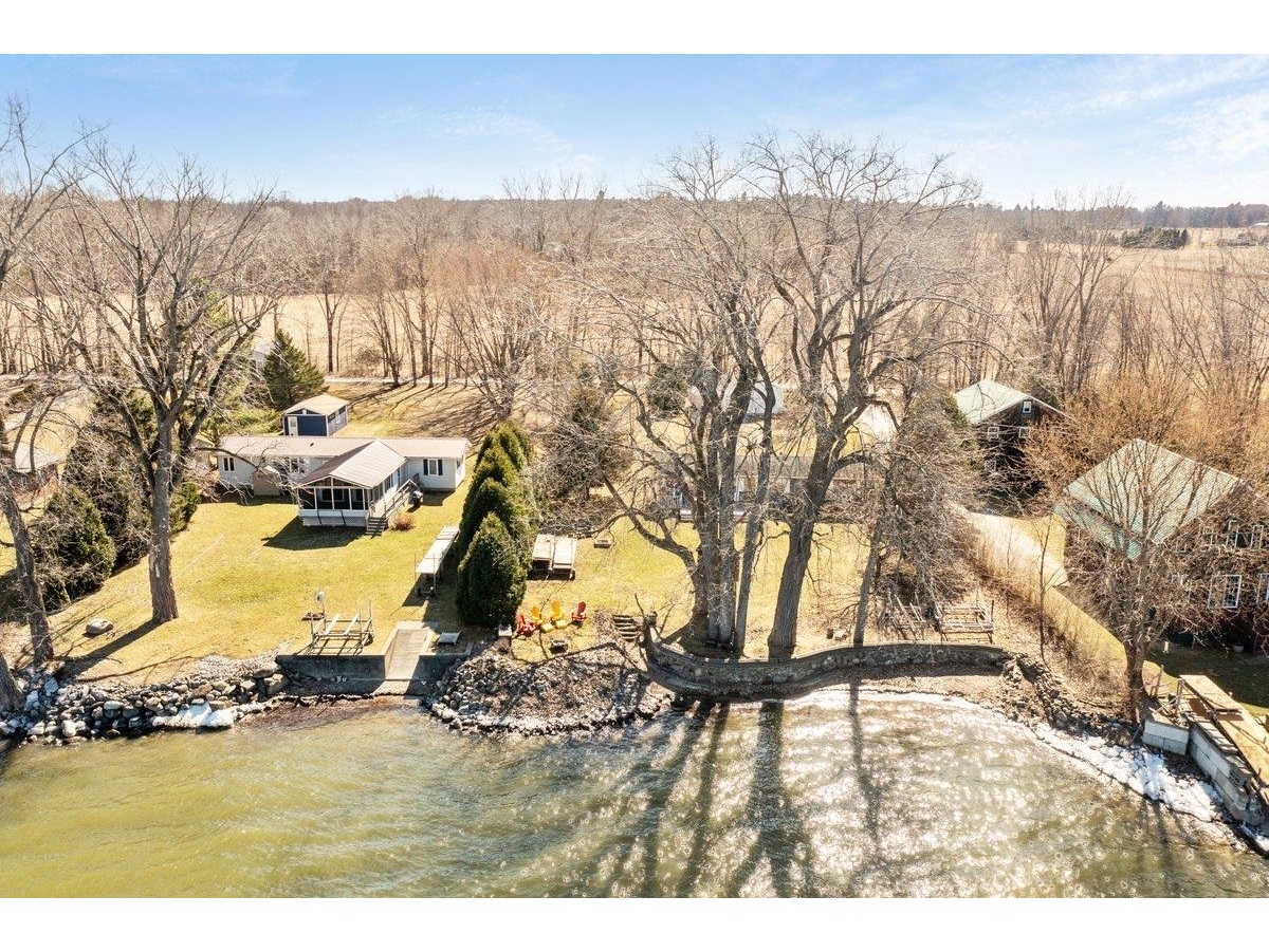 446 North Shore Road