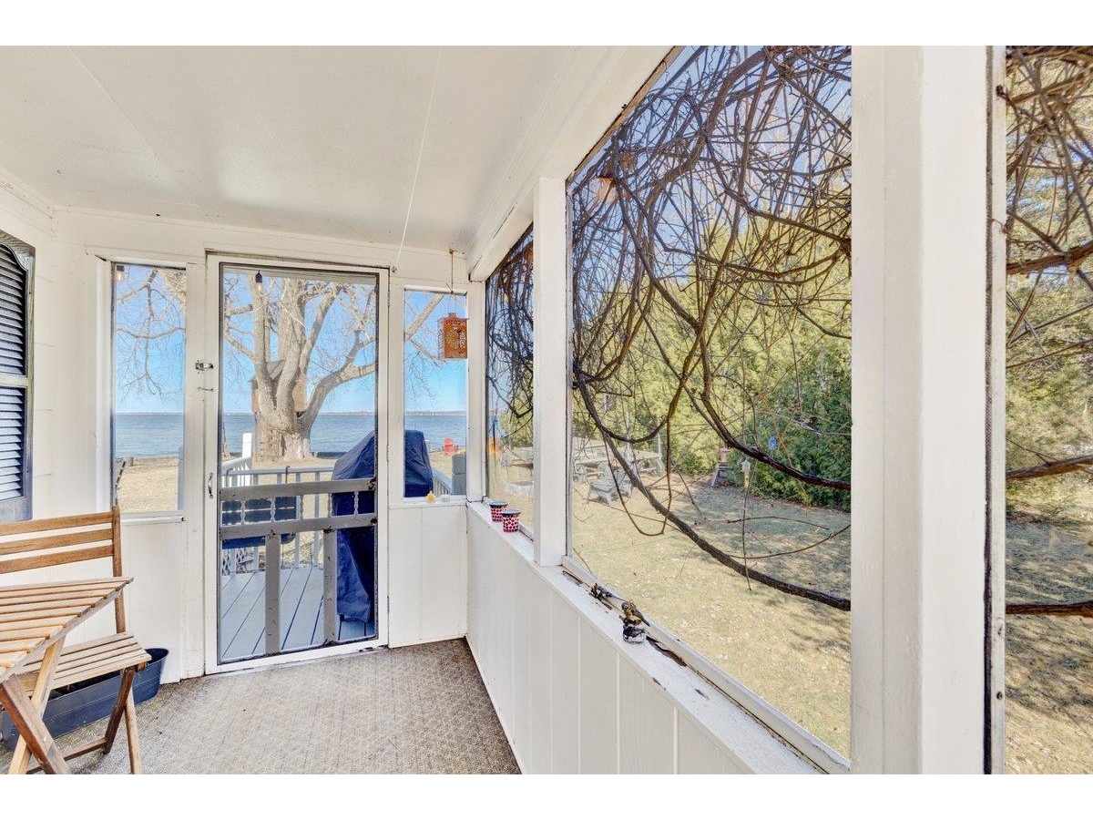 446 North Shore Road
