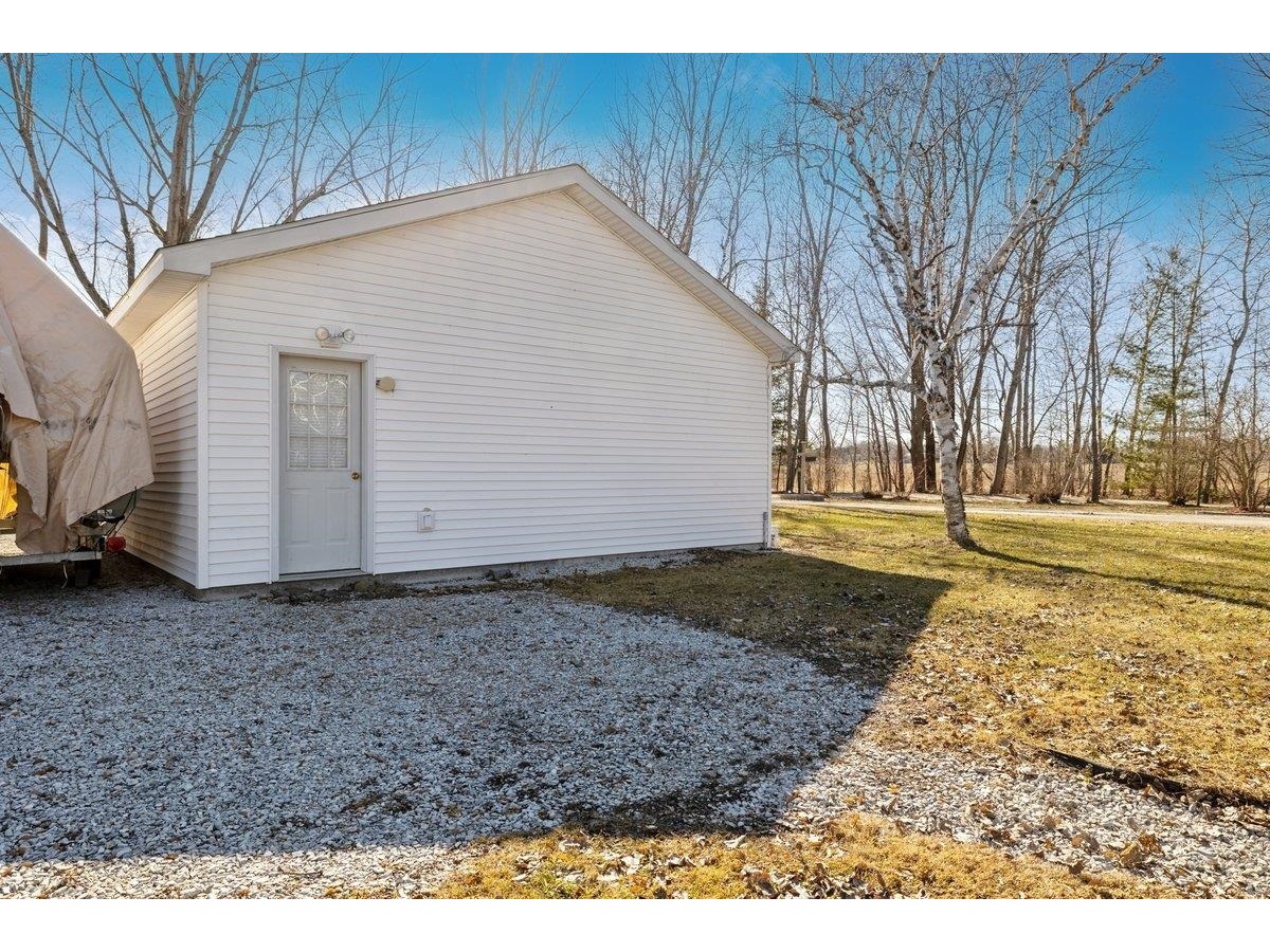 446 North Shore Road