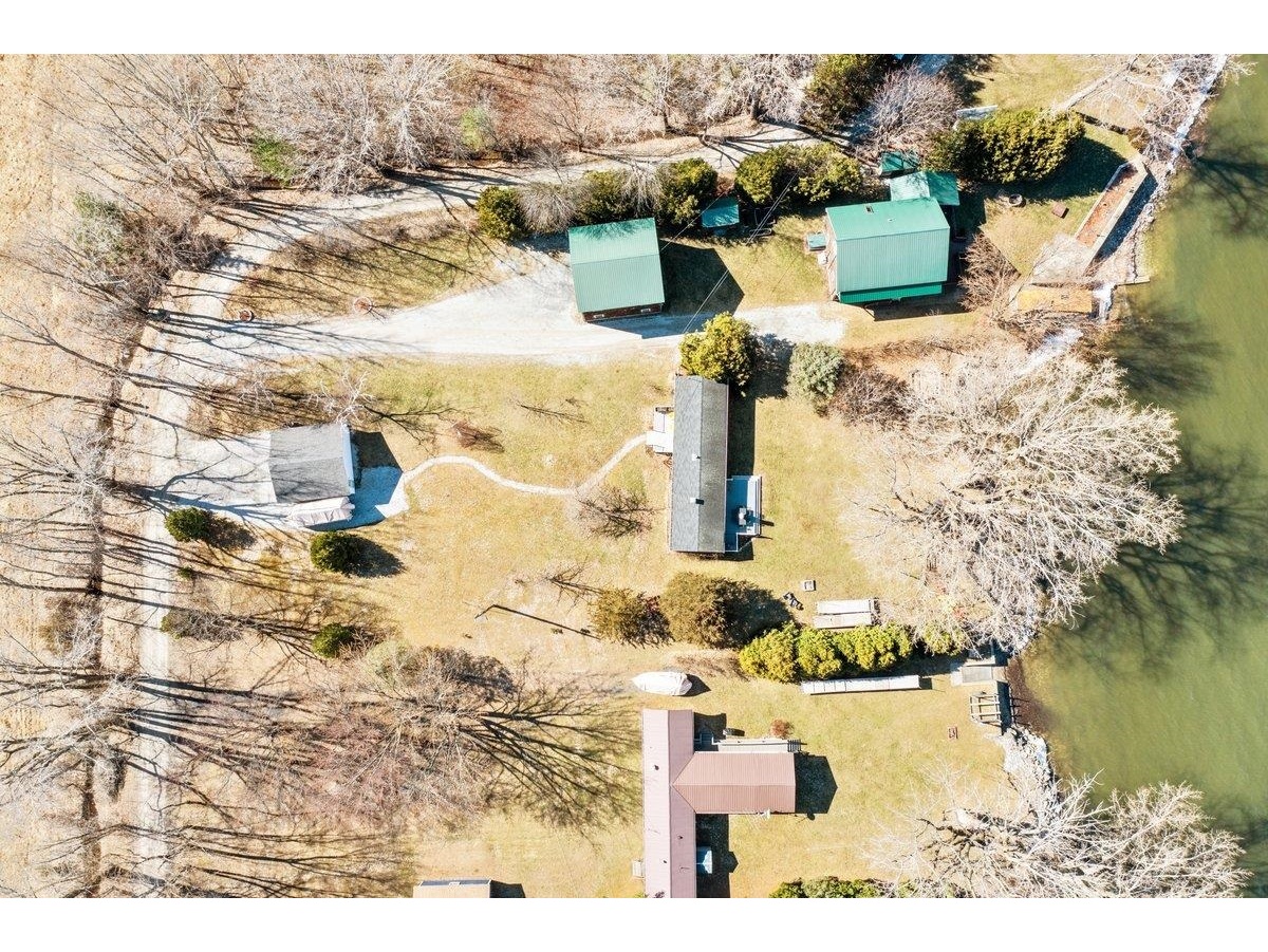 446 North Shore Road