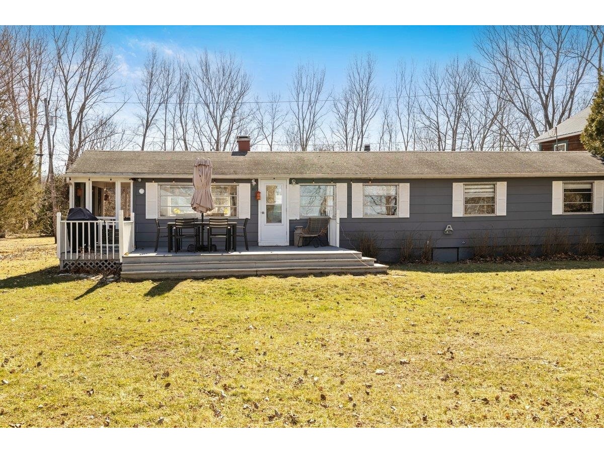 446 North Shore Road