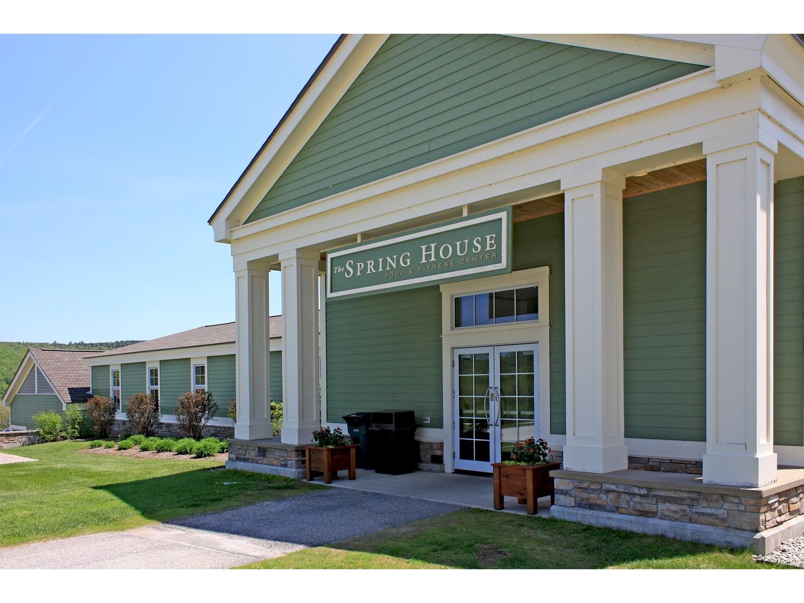 448 Qtr. I V  Jackson Gore Inn