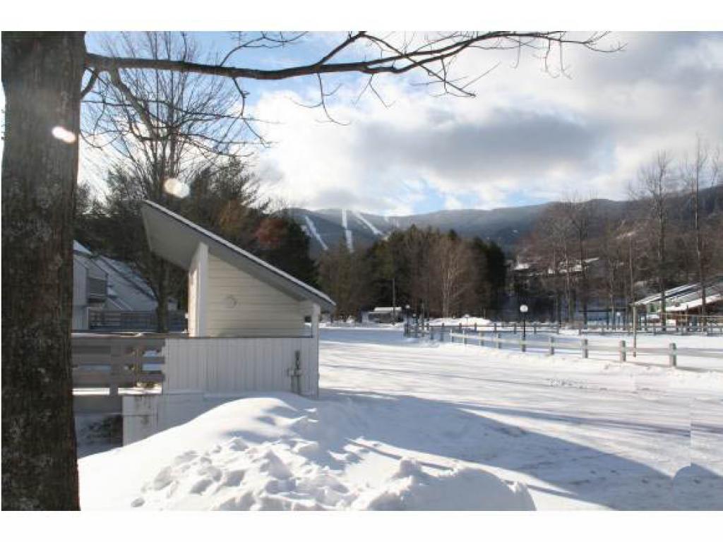77 Bridges Resort, Unit 77 Warren, Vermont Sold in 2016 Coldwell
