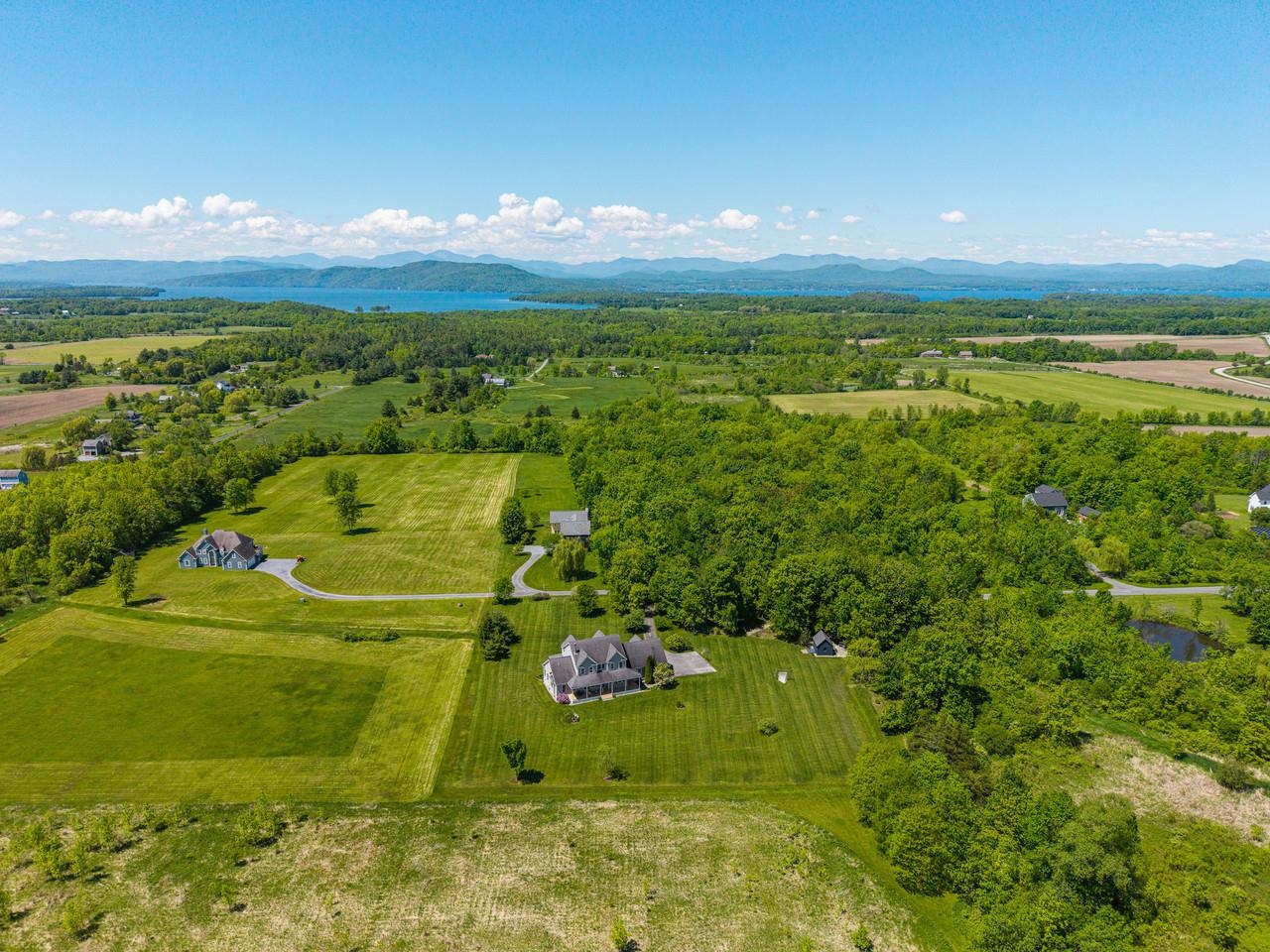 Minutes to Lake Champlain