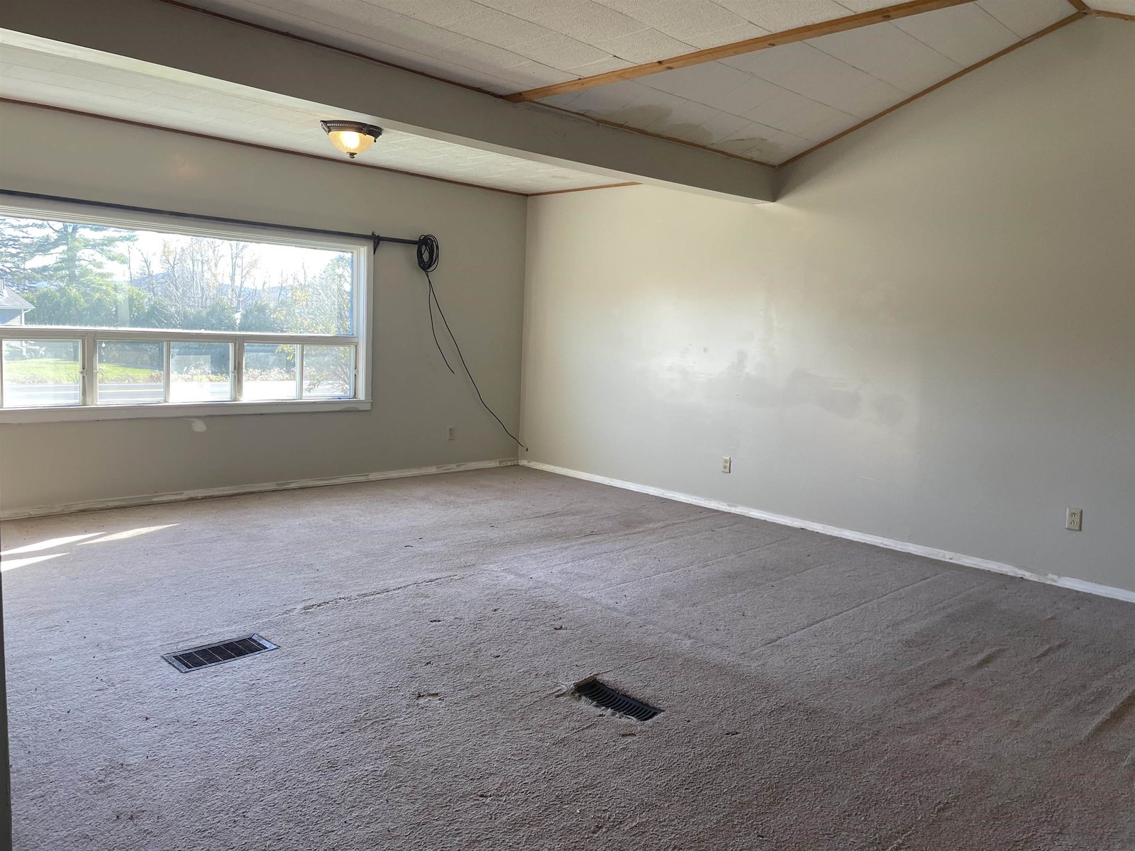 4491 Vermont 114