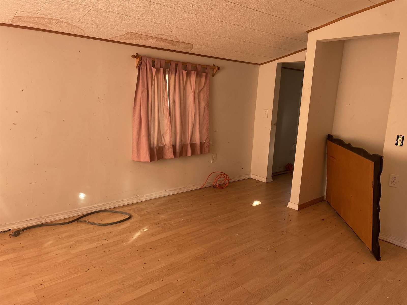 bonus rooms off kitchen