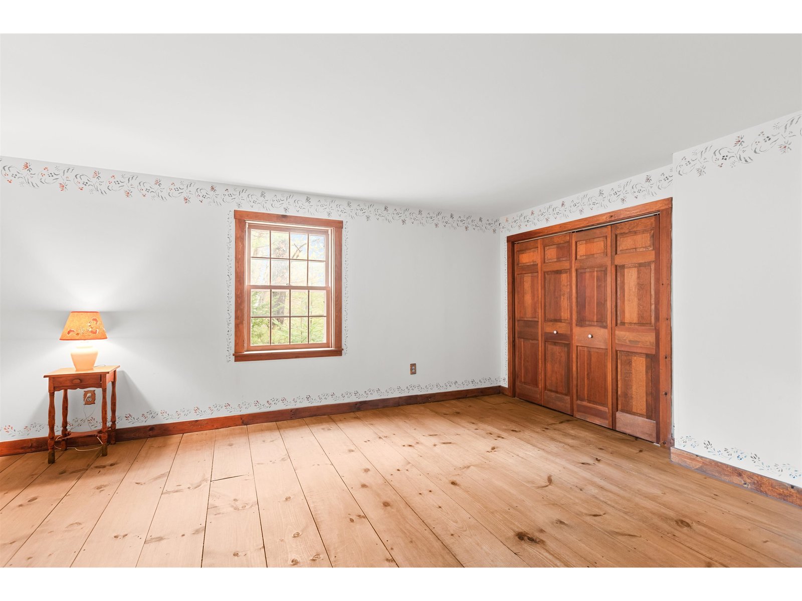 Large second floor bedroom