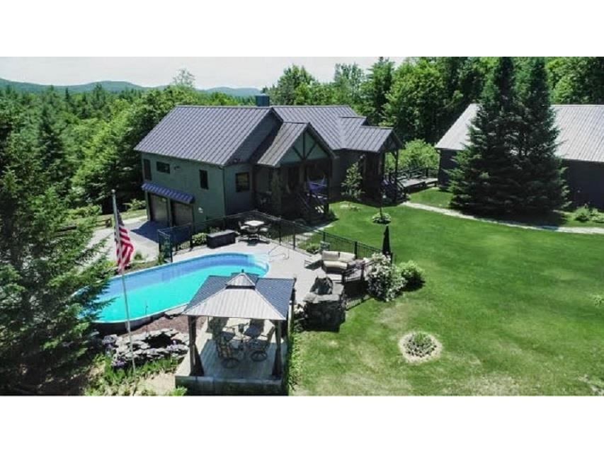 45 Dustetrail Road