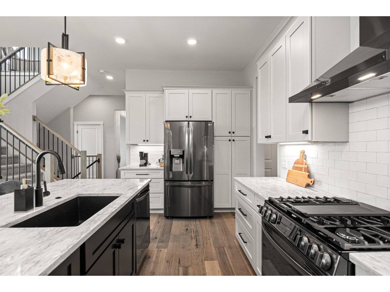45 Elmore Street, Unit T-04