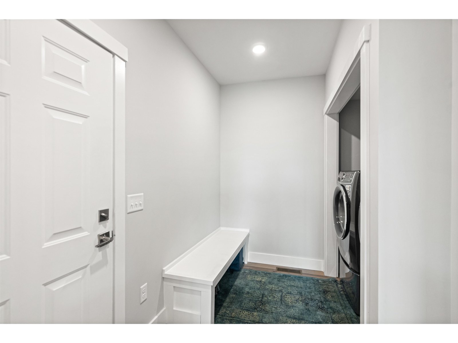 45 Elmore Street, Unit T-04