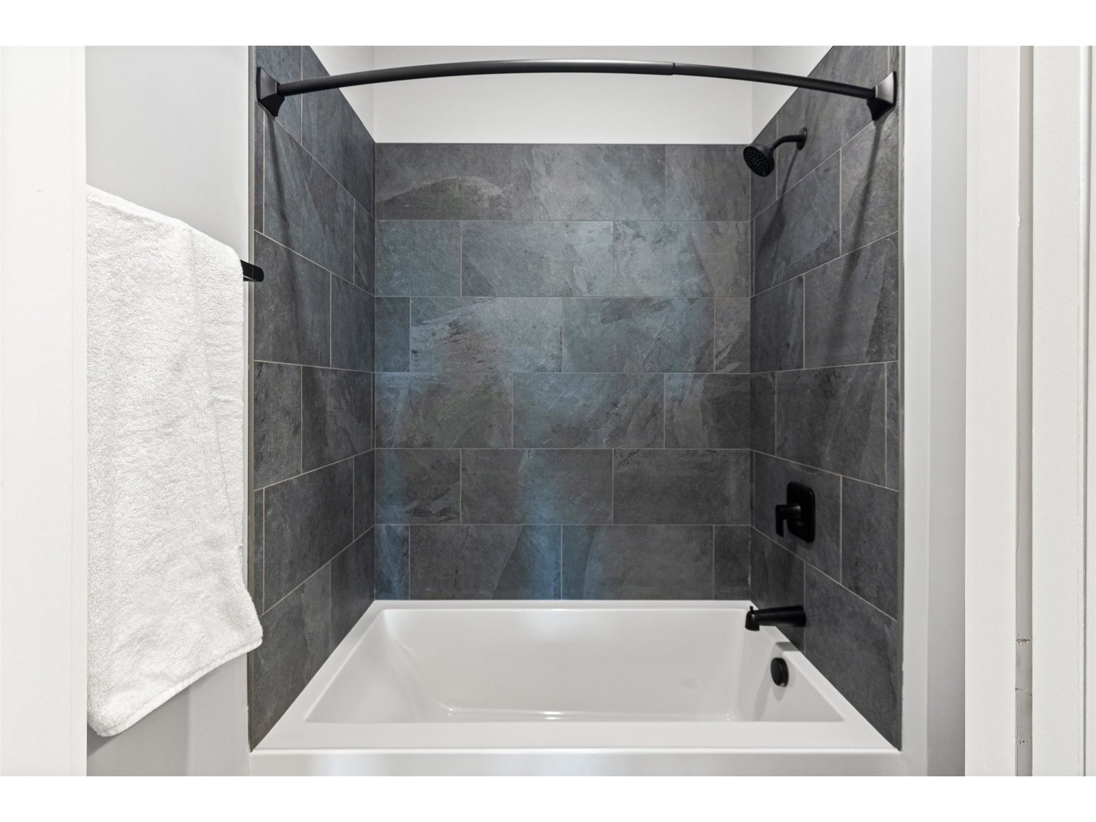 45 Elmore Street, Unit T-04