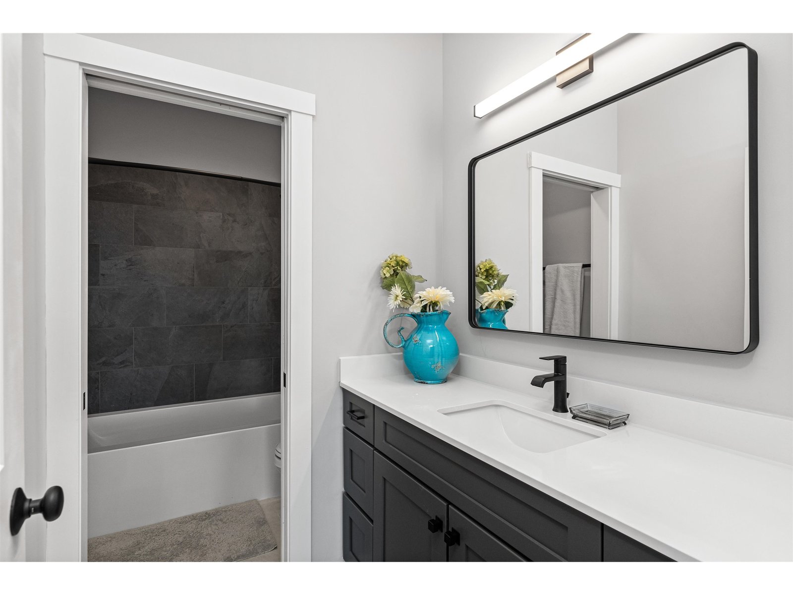 45 Elmore Street, Unit T-04