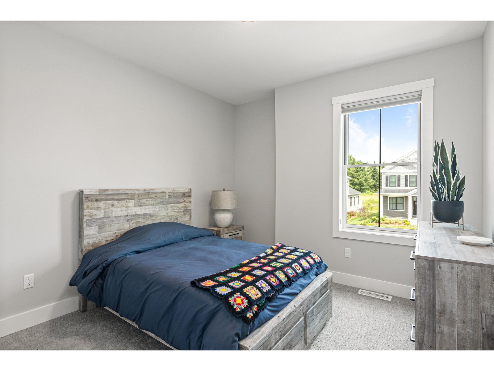 45 Elmore Street, Unit T-04