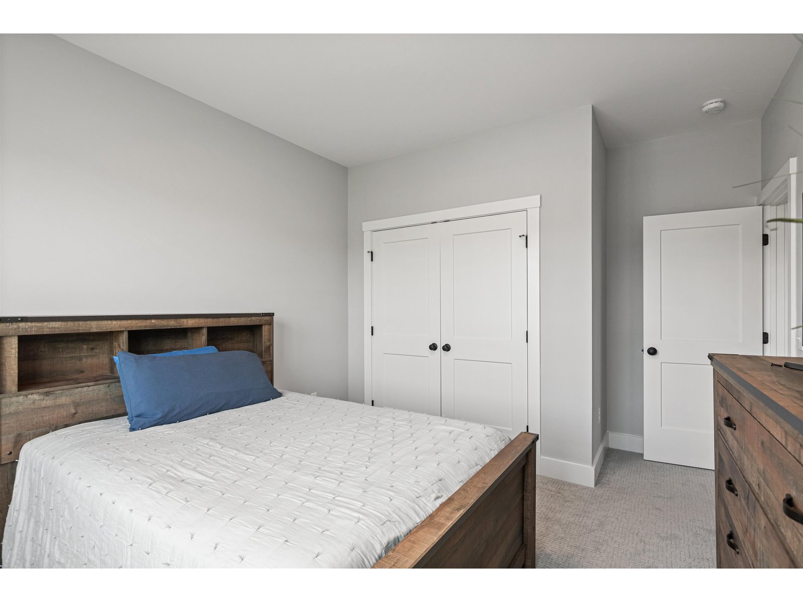 45 Elmore Street, Unit T-04