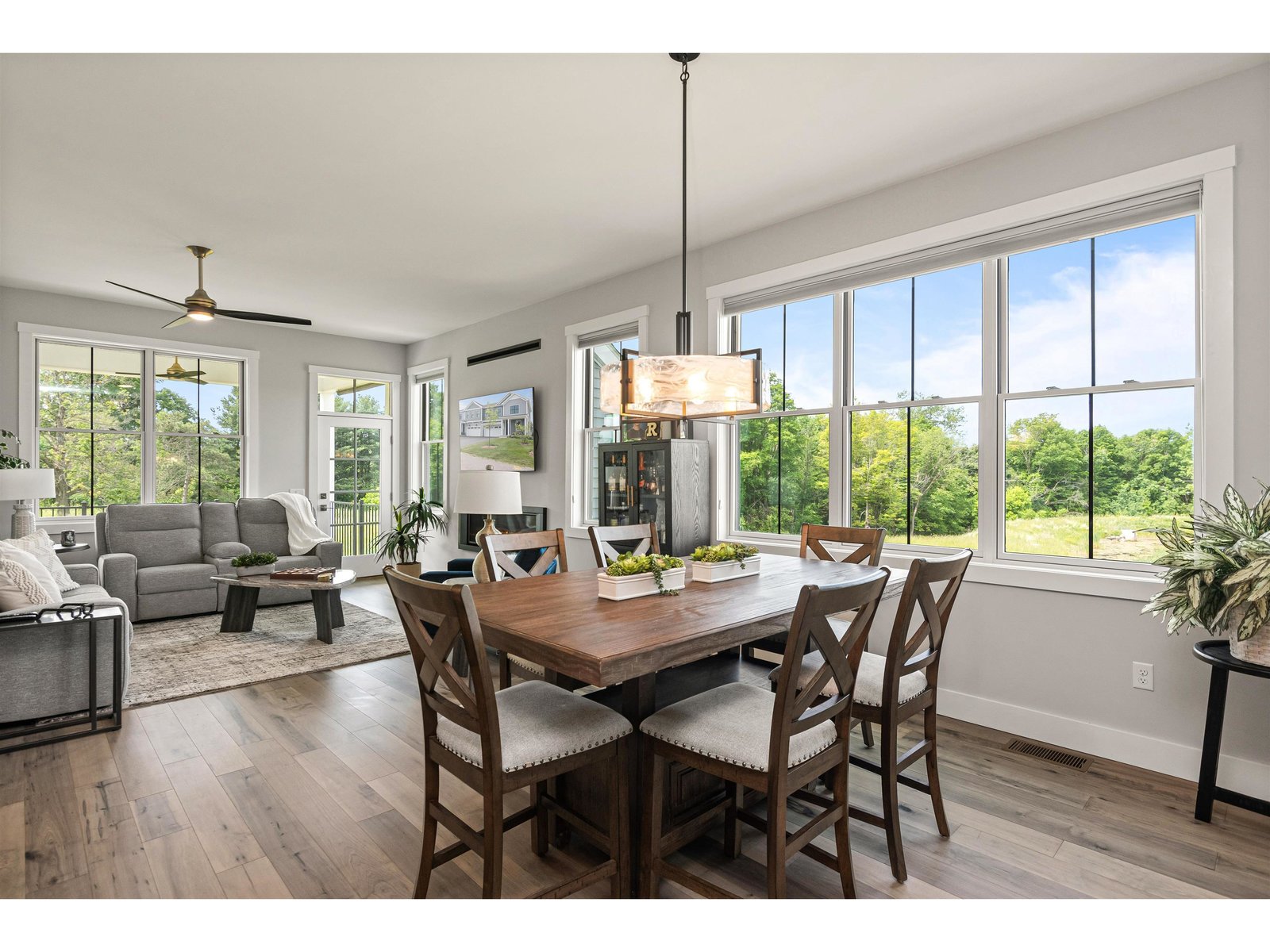 45 Elmore Street, Unit T-04
