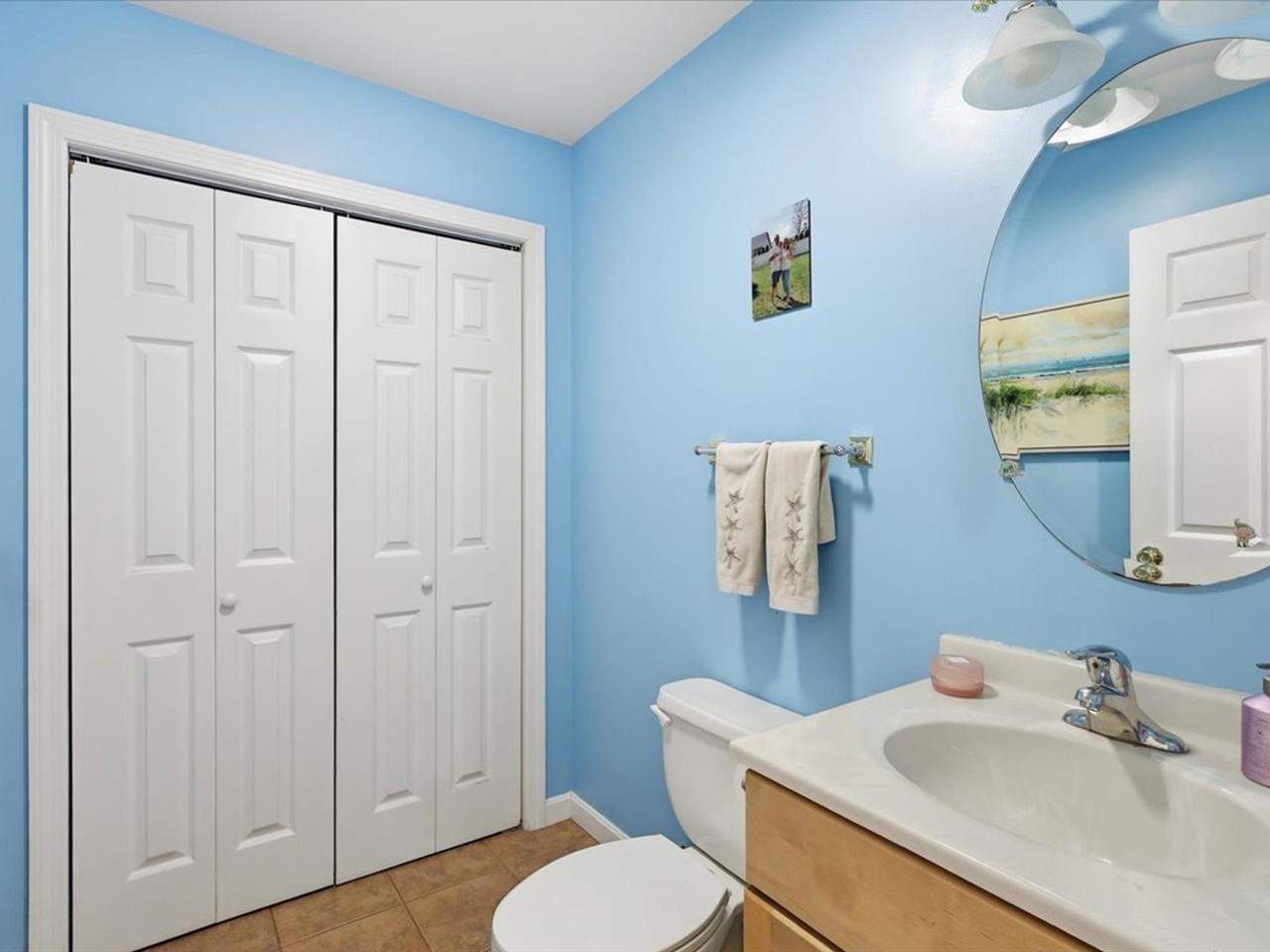1/2 bath