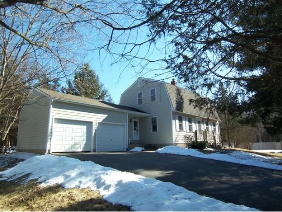 45 Pinehurst Ln