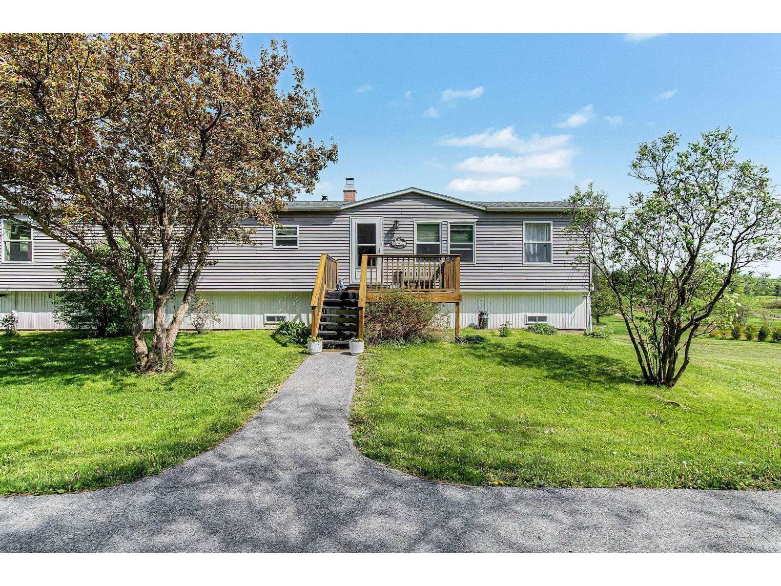 450 Bronson Road