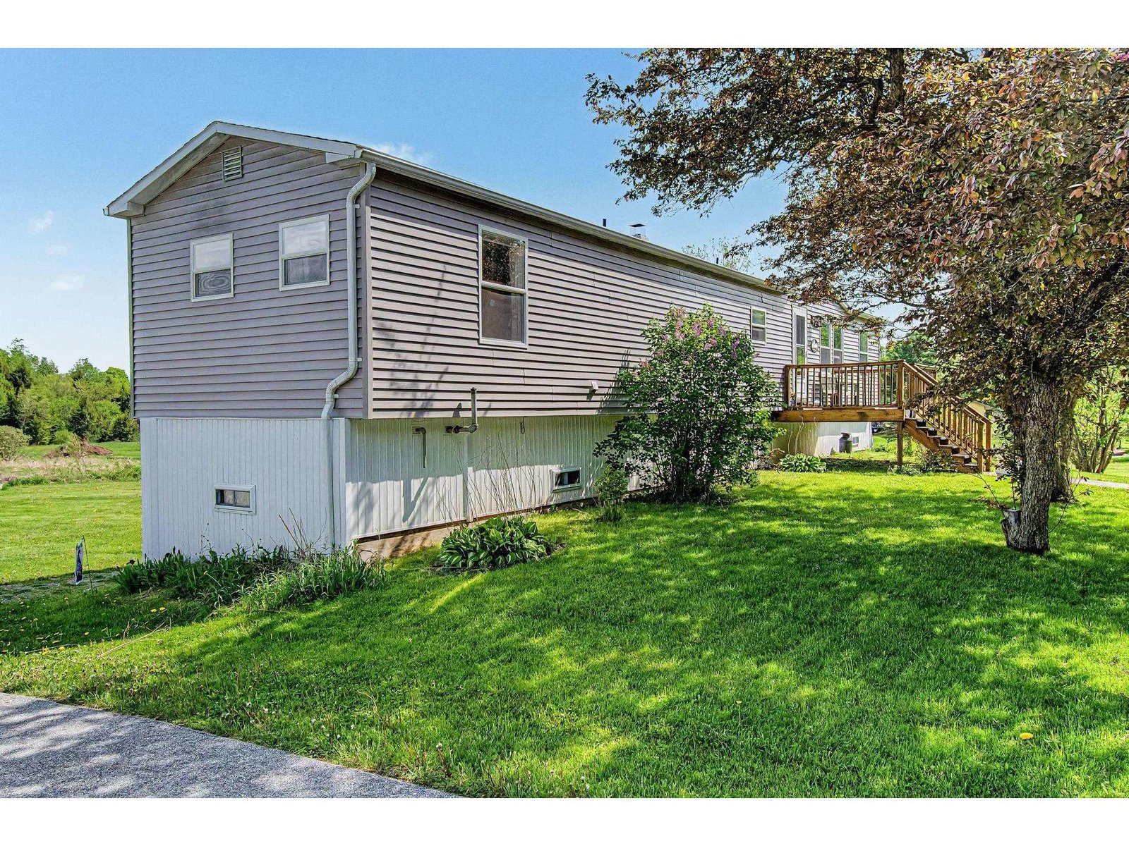450 Bronson Road