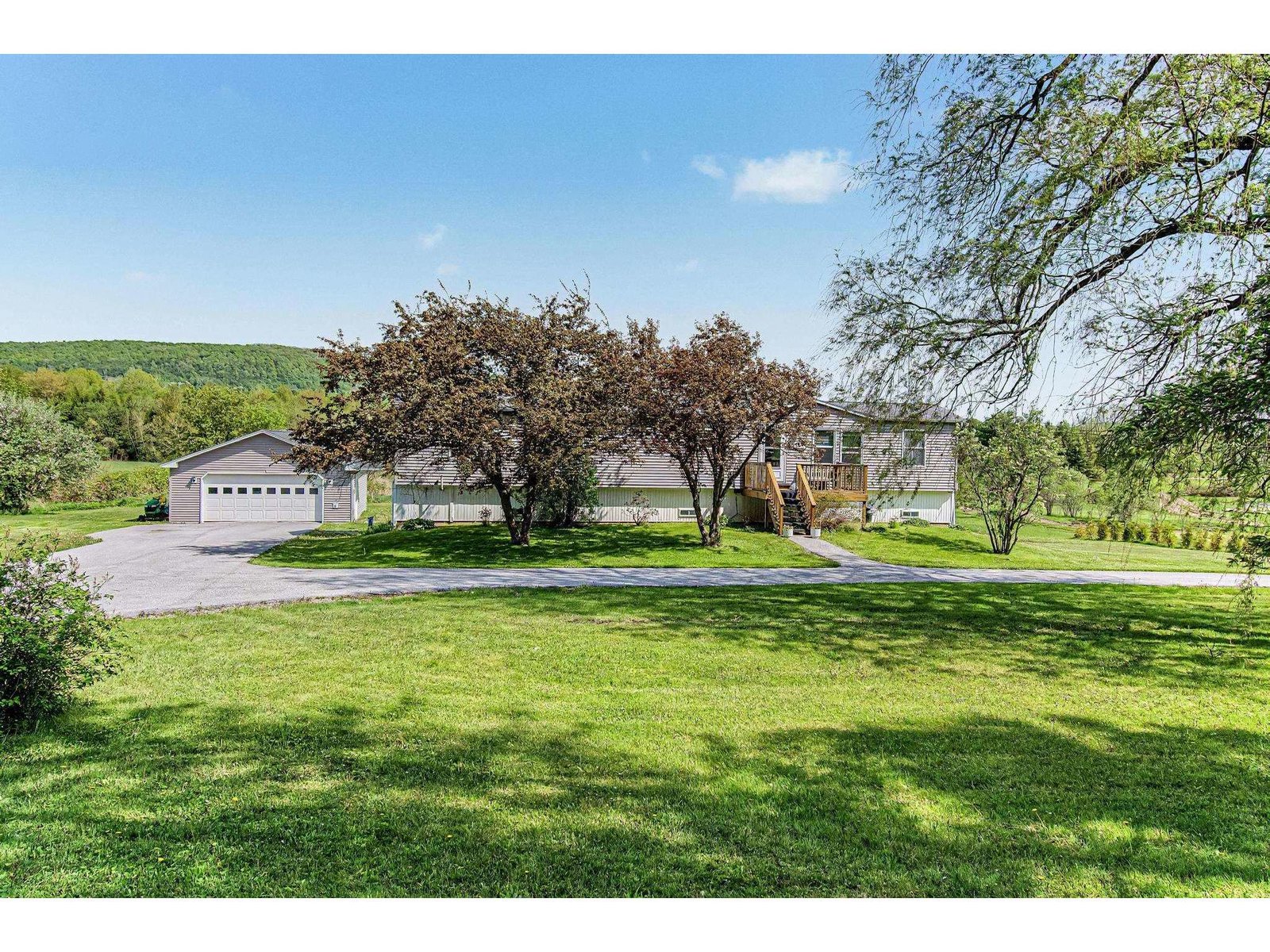 450 Bronson Road