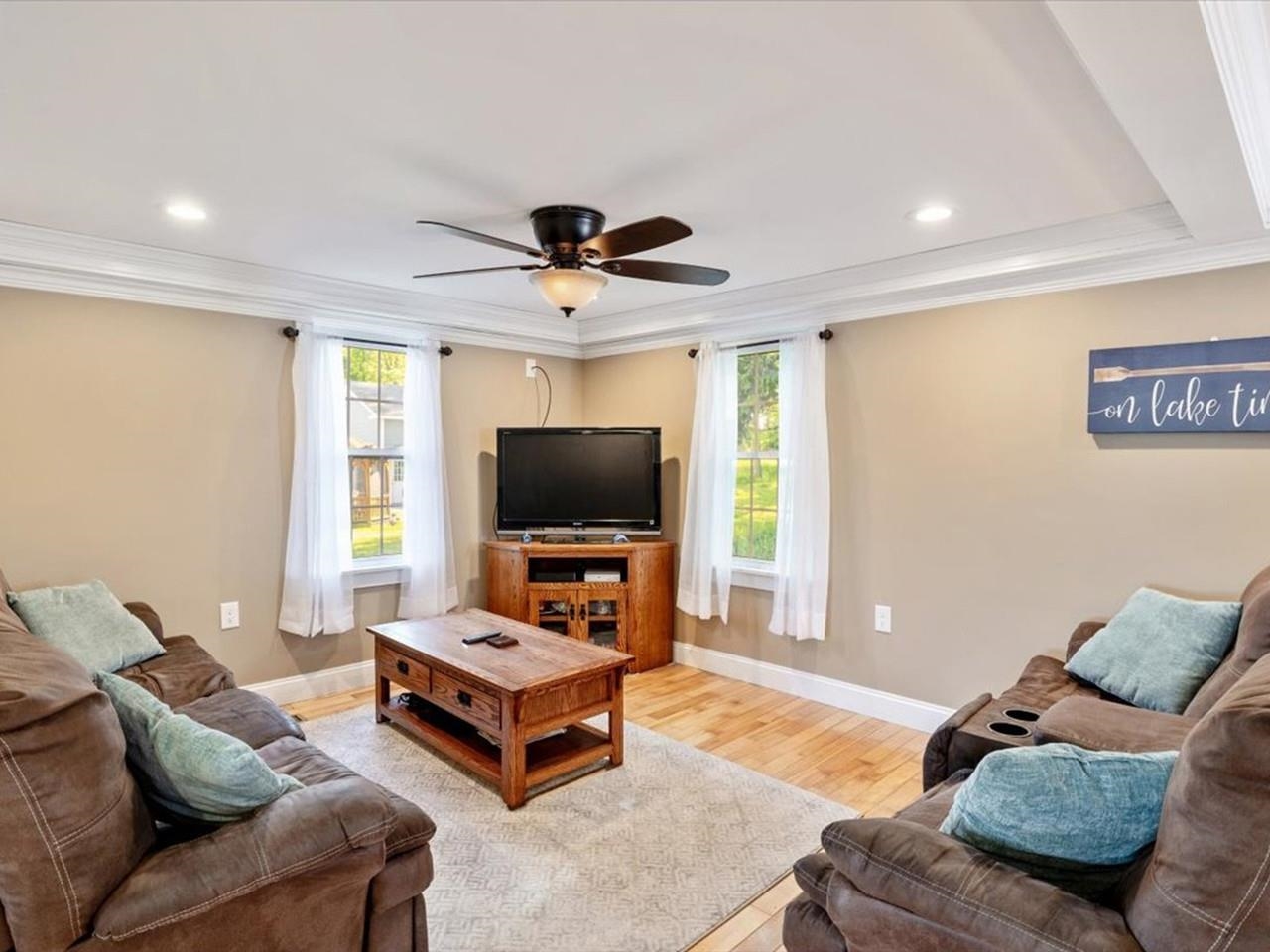450 Hathaway Point Road