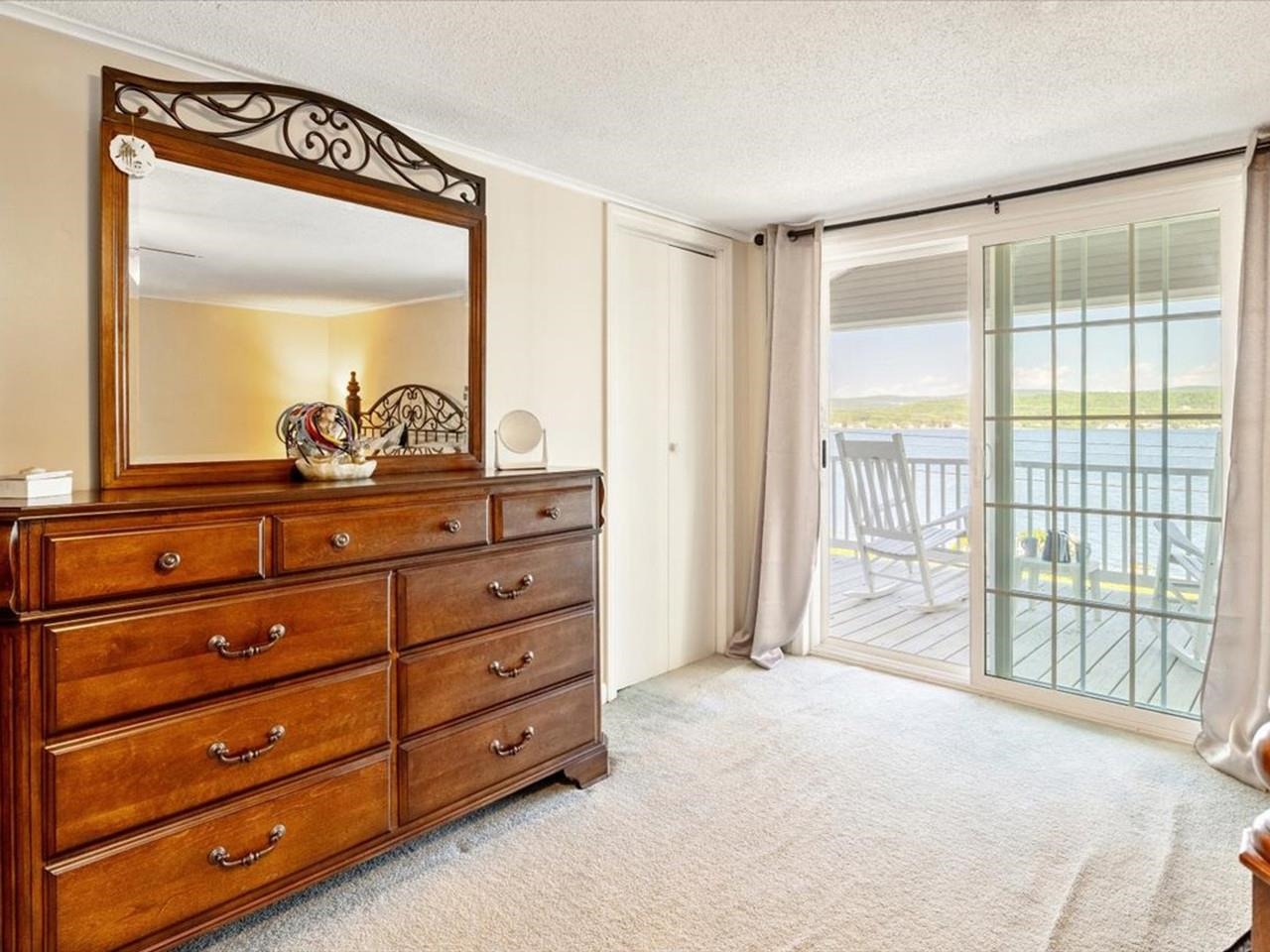 450 Hathaway Point Road