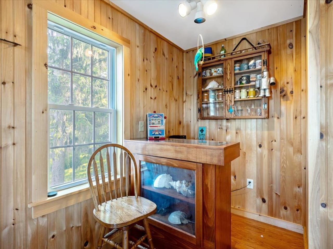 450 Hathaway Point Road